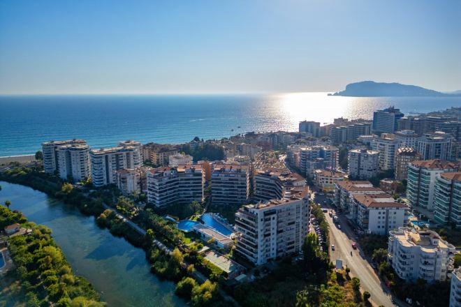 Квартира 2+1 в Тосмуре — 300 м до моря, с бассейном, под ВНЖ
