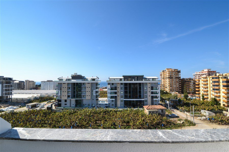 Меблированная квартира 3+1 с видом на море в Каргыджак