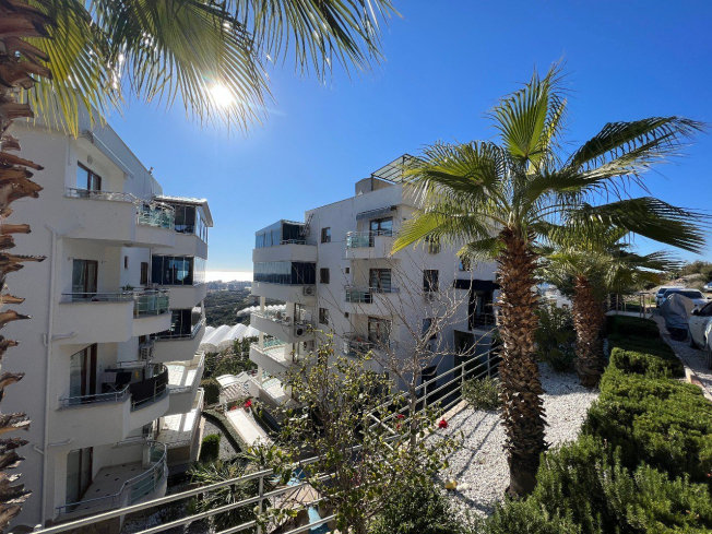 Продажа пентхауса в Махмутлар с огромной террасой и невероятными панорамными видами на Средиземное море