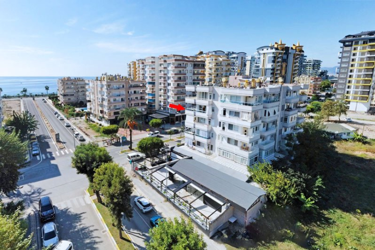 Продажа видовой квартиры 2+1 с мебелью и бытовой техникой всего в 200 метрах от моря