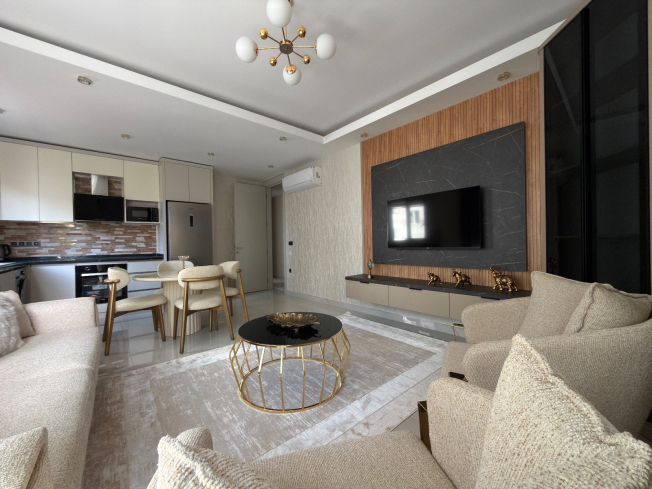 Уютная и стильная квартира 2+1 в самом центре Махмутлара – 150 метров до моря!