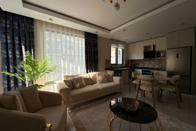 Уютная и стильная квартира 2+1 в самом центре Махмутлара – 150 метров до моря!