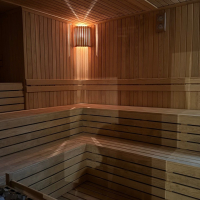 Просторная квартира 2+1 с панорамным видом на море в самом центре Махмутлара!