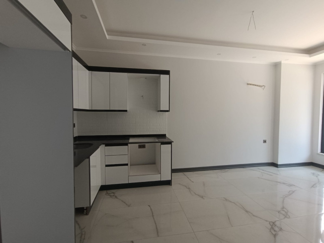 YENİ SİTEDE SATILIK 1+1 DAİRE