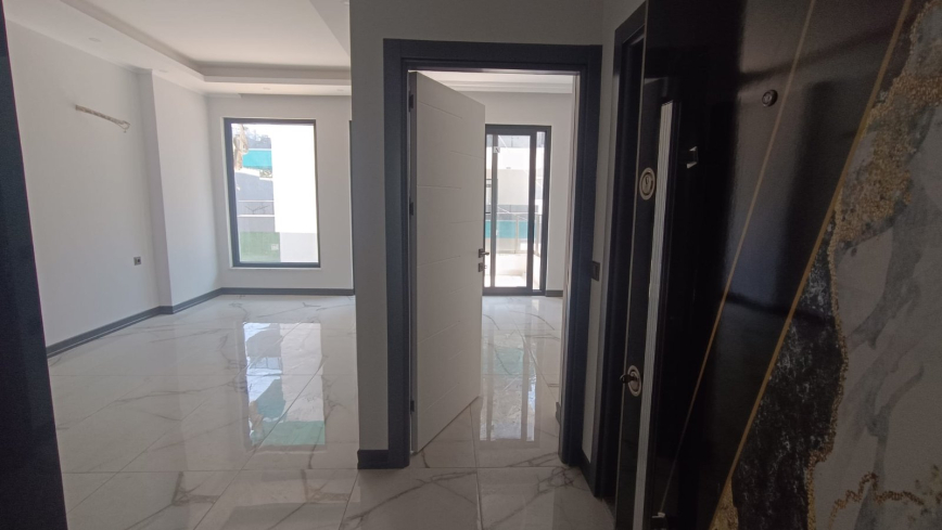 YENİ SİTEDE SATILIK 1+1 DAİRE