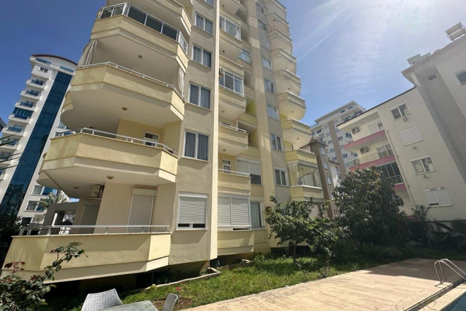 MAHMUTLARDA 2+1 EŞYASIZ GENİŞ YATIRIMLIK DAİRE