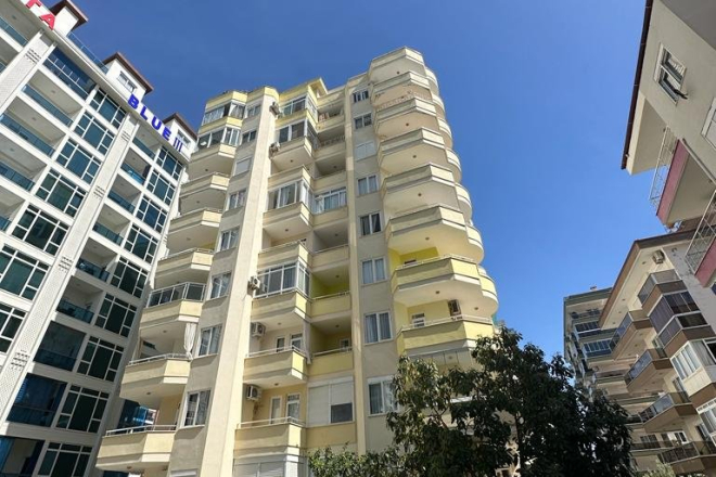 MAHMUTLARDA 2+1 EŞYASIZ GENİŞ YATIRIMLIK DAİRE