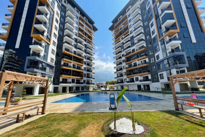 FULL AKTİVİTELİ SİTEDE 1+1 KİRALIK DAİRE