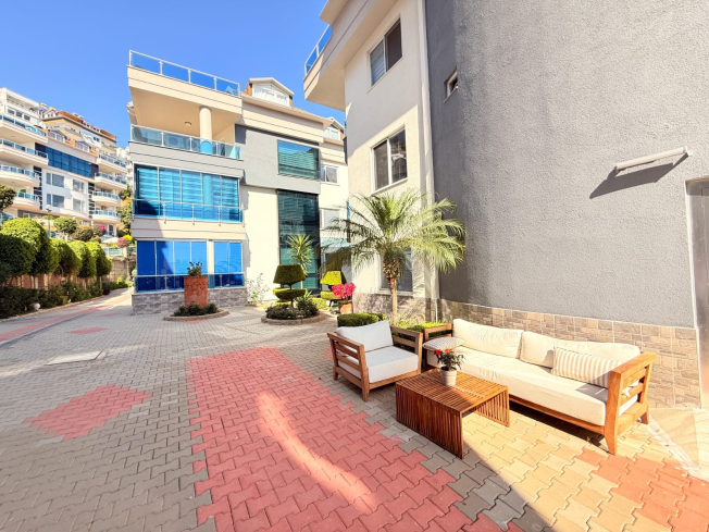 ALANYANIN EN GÜZEL KONUMUNDA 1+1 FULL AKTİVİTELİ SATILIK DAİRE