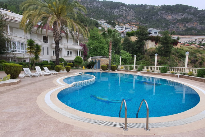 TEPE MAHALLESİNDE EŞYALI  2+1 BAHÇELİ  DAİRE
