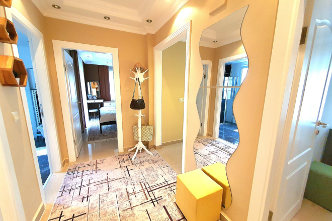 TEPE MAHALLESİNDE EŞYALI  2+1 BAHÇELİ  DAİRE