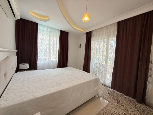 EŞYALI 1+1 DAİRE DENİZE 300 M