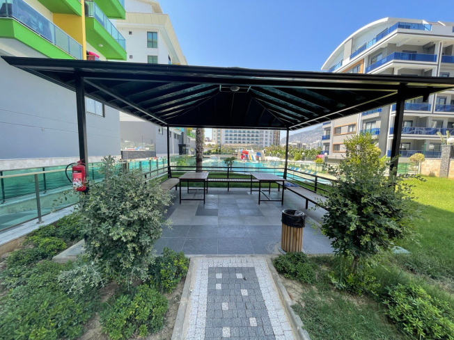 FULL AKTİVİTELİ SİTEDE EŞYALI 1+1 SATILIK DAİRE