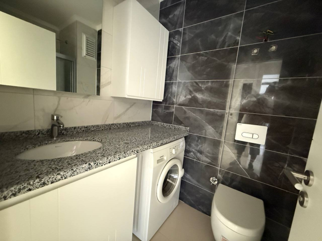 FULL AKTİVİTELİ SİTEDE EŞYALI 1+1 SATILIK DAİRE