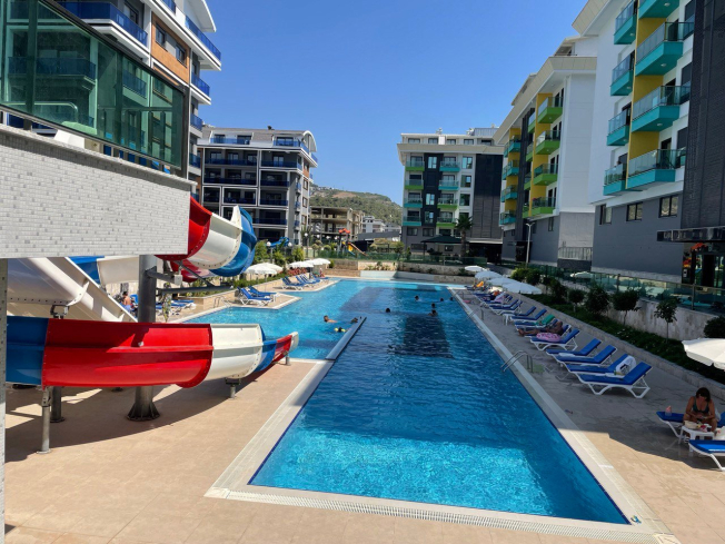 FULL AKTİVİTELİ SİTEDE EŞYALI 1+1 SATILIK DAİRE