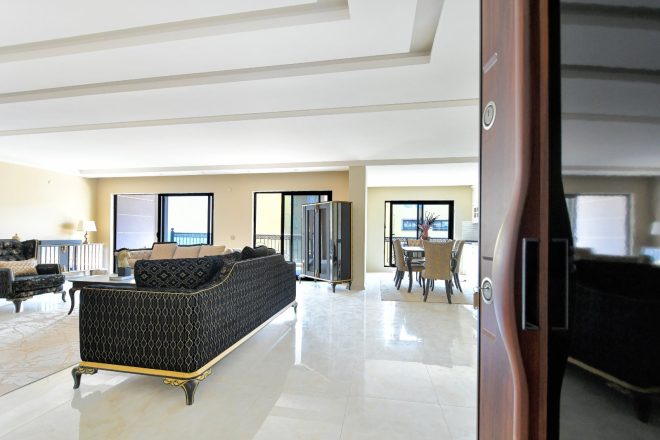 VATANDAŞLIĞA UYGUN 3+1 LÜX SİTE İCERİSİNDE  SATILIK PENTHOUSE