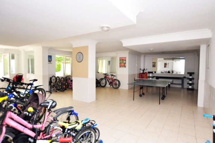 VATANDAŞLIĞA UYGUN MERKEZİ KONUMDA 2+1 EŞYALI SATILIK DAİRE