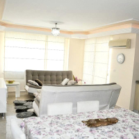 VATANDAŞLIĞA UYGUN MERKEZİ KONUMDA 2+1 EŞYALI SATILIK DAİRE