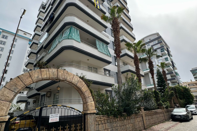 MAHMUTLARDA 2+1 EŞYALI GENİŞ DAİRE MAHMUTLARDA 2+1 EŞYALI GENİŞ DAİRE