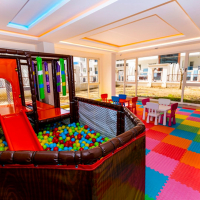 Уютная меблированная квартира 1+1 с видом на горы и богатой инфраструктурой