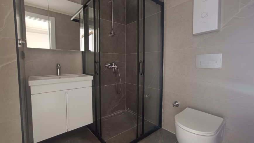 Пентхаус 2+1 под ВНЖ, с панорамным видом на море и крепость в комплексе в районе Клеопатра