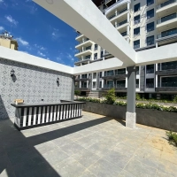 Пентхаус 2+1 под ВНЖ, с панорамным видом на море и крепость в комплексе в районе Клеопатра