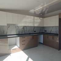 Пентхаус 2+1 под ВНЖ, с панорамным видом на море и крепость в комплексе в районе Клеопатра