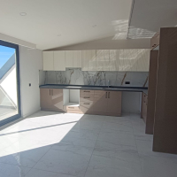 Пентхаус 2+1 под ВНЖ, с панорамным видом на море и крепость в комплексе в районе Клеопатра