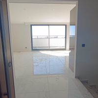 Пентхаус 2+1 под ВНЖ, с панорамным видом на море и крепость в комплексе в районе Клеопатра