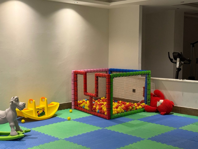 Современная квартира 1+1 с видом на море и горы в Махмутларе по выгодной цене