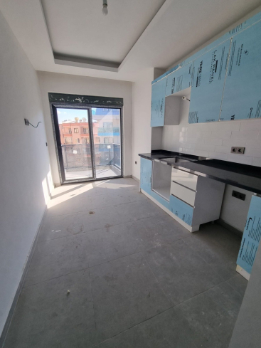 Новая квартира 2+1 с отдельной кухней у моря — подходит под ВНЖ и рассрочку на 12 месяцев