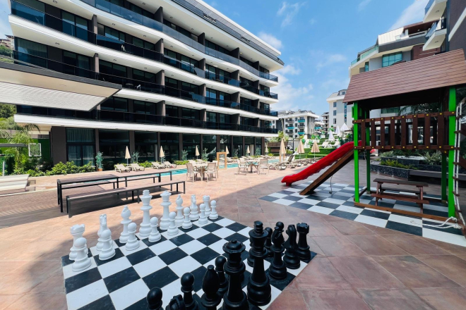 VATANDAŞLIĞA UYGUN 4+1 LÜX SİTE İCERİSİNDE KLOPATRAYA 600 M