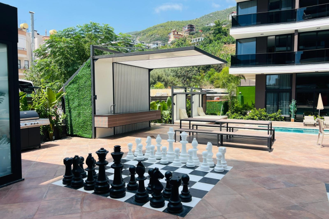 VATANDAŞLIĞA UYGUN 4+1 LÜX SİTE İCERİSİNDE KLOPATRAYA 600 M