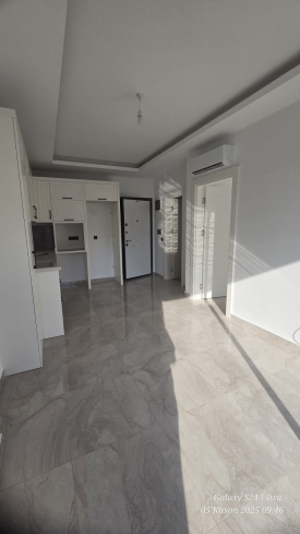 Стильная квартира 1+1 в районе Оба — 600 м до моря, премиум-комплекс, возможна под краткосрочную аренду