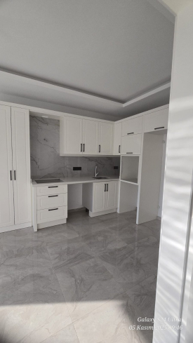 Стильная квартира 1+1 в районе Оба — 600 м до моря, премиум-комплекс, возможна под краткосрочную аренду