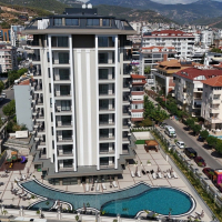 Стильная квартира 1+1 в районе Оба — 600 м до моря, премиум-комплекс, возможна под краткосрочную аренду