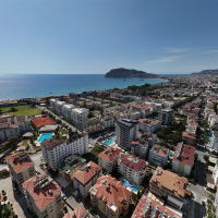 Стильная квартира 1+1 в районе Оба — 600 м до моря, премиум-комплекс, возможна под краткосрочную аренду