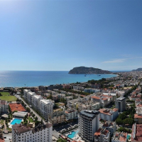 Стильная квартира 1+1 в районе Оба — 600 м до моря, премиум-комплекс, возможна под краткосрочную аренду