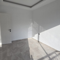 Стильная квартира 1+1 в районе Оба — 600 м до моря, премиум-комплекс, возможна под краткосрочную аренду