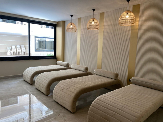 Стильные апартаменты 1+1 с мебелью в 4 минутах от пляжа – идеальны для жизни и аренды