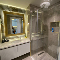 Стильные апартаменты 1+1 с мебелью в 4 минутах от пляжа – идеальны для жизни и аренды