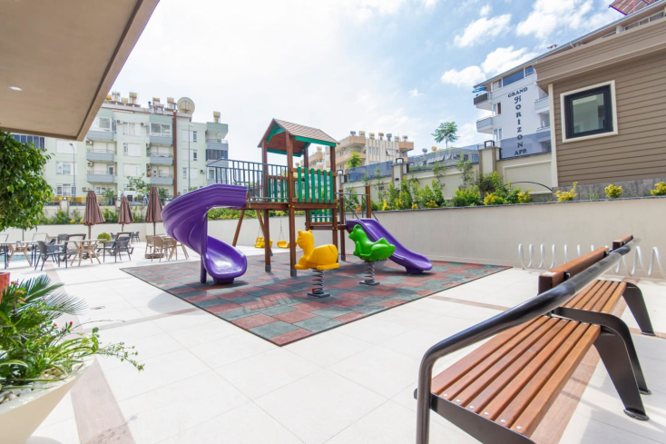 Меблированная 1+1 у моря в престижном районе c возможностью получения  ВНЖ