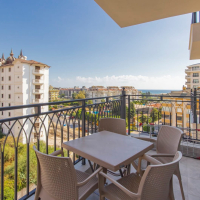 Меблированная 1+1 у моря в престижном районе c возможностью получения  ВНЖ