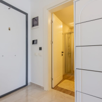 Меблированная 1+1 у моря в престижном районе c возможностью получения  ВНЖ