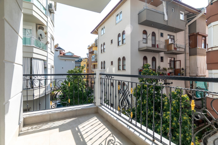 Стильная квартира 1+1 рядом с пляжем Клеопатра — новострой с бассейном