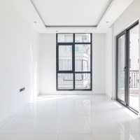 Стильная квартира 1+1 рядом с пляжем Клеопатра — новострой с бассейном