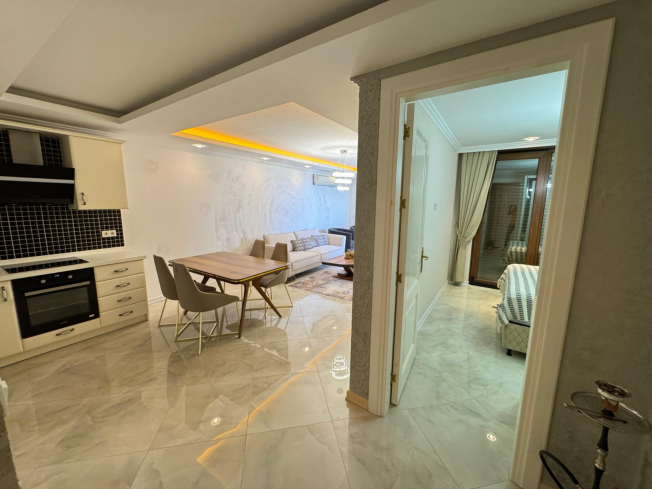 Квартира 1+1 на первой береговой линии в Оба — 50 м до песчаного пляжа, супер-цена