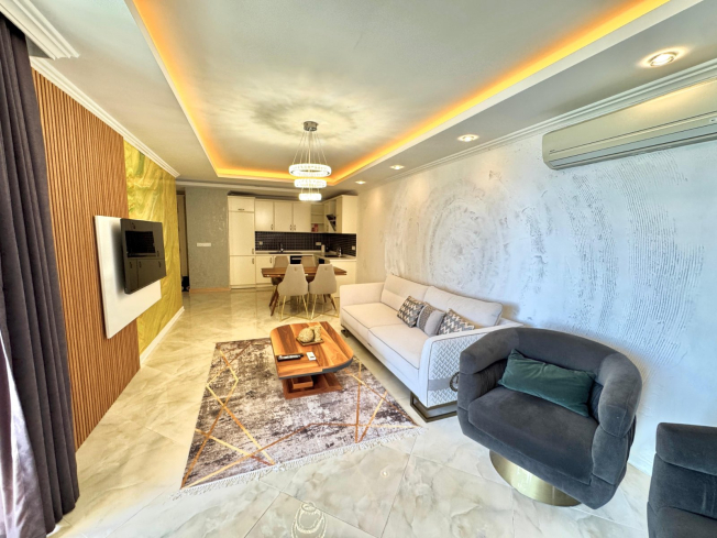 Квартира 1+1 на первой береговой линии в Оба — 50 м до песчаного пляжа, супер-цена