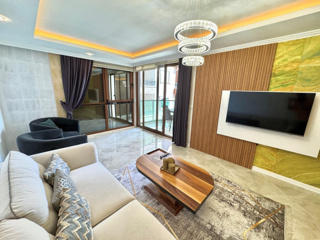 Квартира 1+1 на первой береговой линии в Оба — 50 м до песчаного пляжа, супер-цена