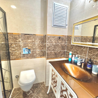 Квартира 1+1 на первой береговой линии в Оба — 50 м до песчаного пляжа, супер-цена